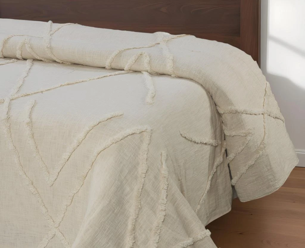 Hivvago Ivory Geometric Twin Cotton Coverlet With Fringe