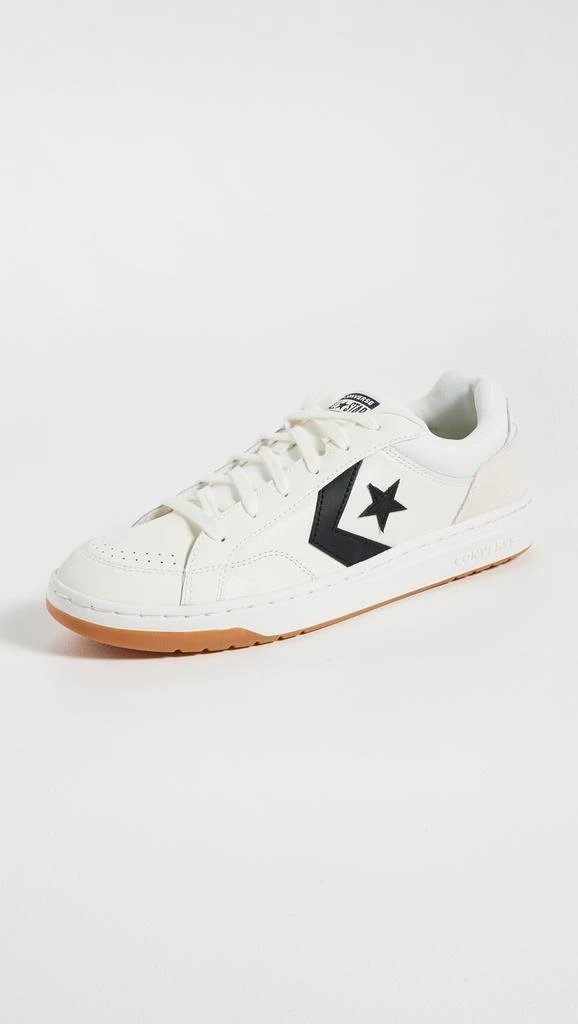 Converse Pro Blaze Classic Sneakers 1