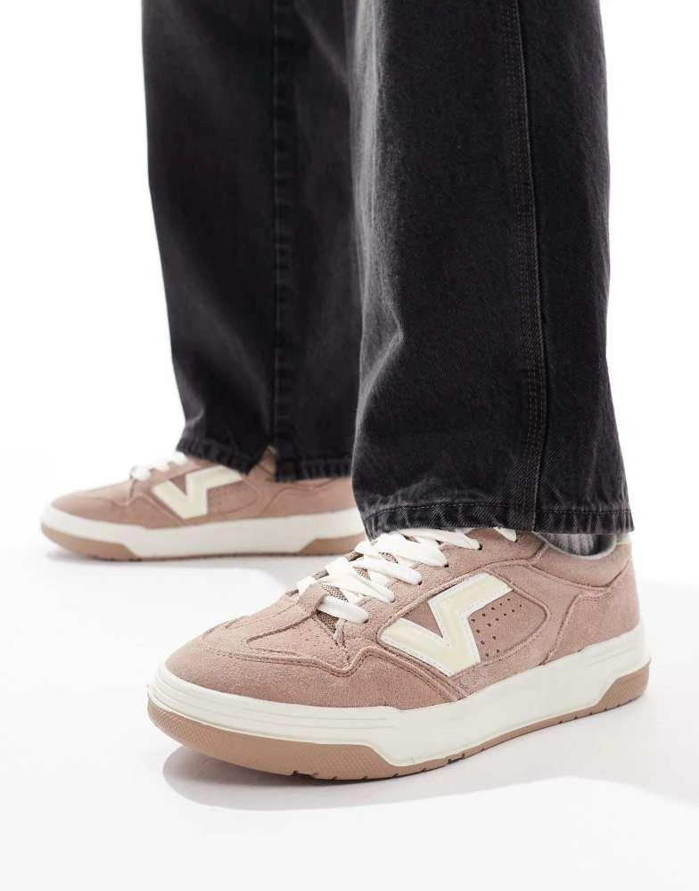 Vans Vans Upland trainers in warm taupe 1