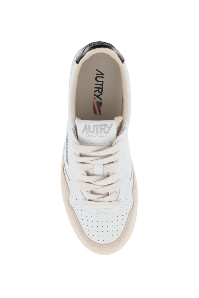 AUTRY Autry leather medalist low sneakers