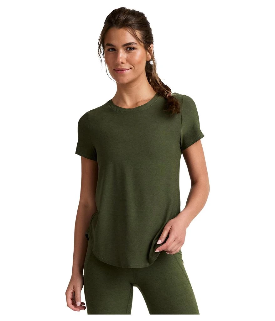 Beyond yoga Featherweight On The Down Low Tee 1
