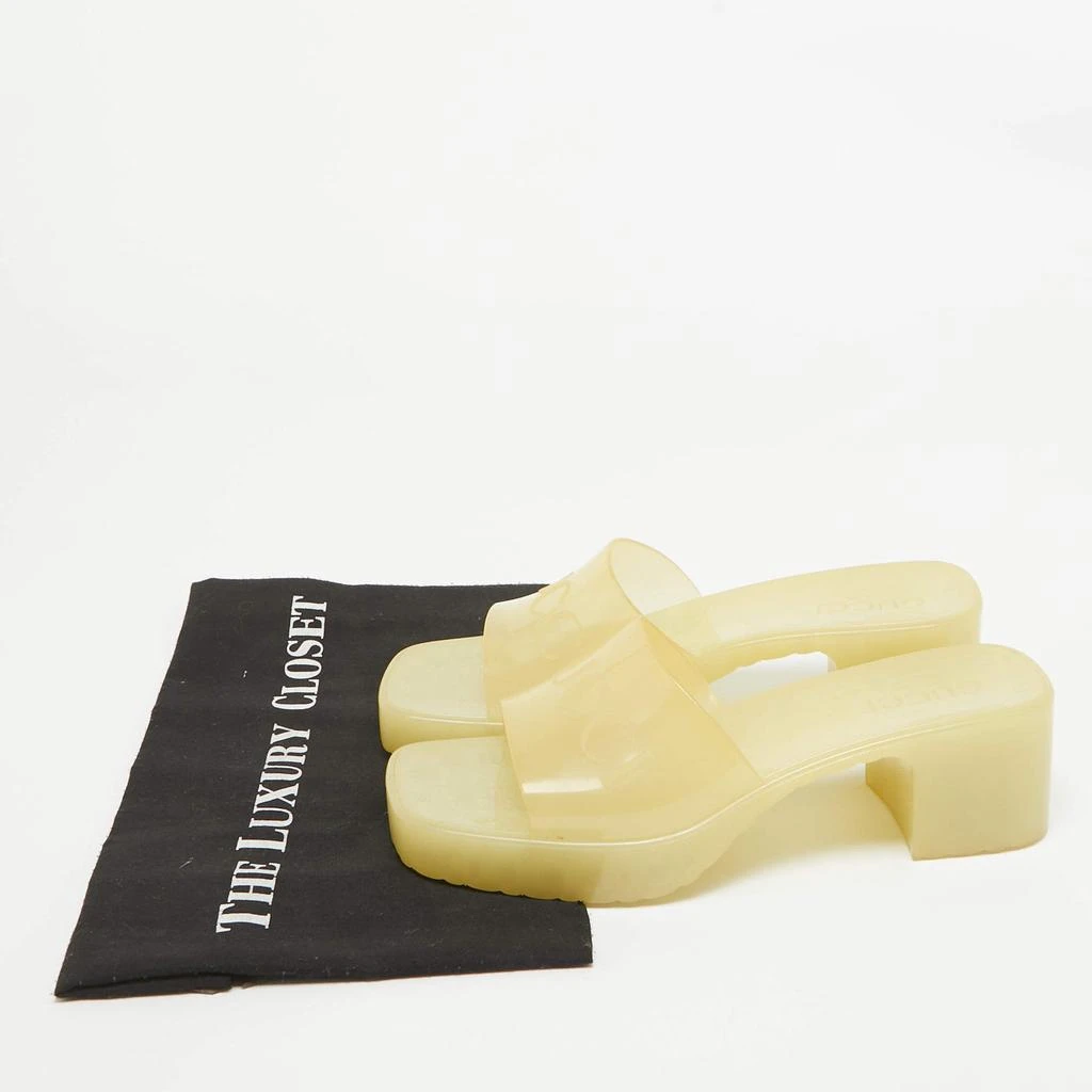 Gucci Gucci Light Yellow Rubber Logo Embossed Slide Sandals Size 37 9