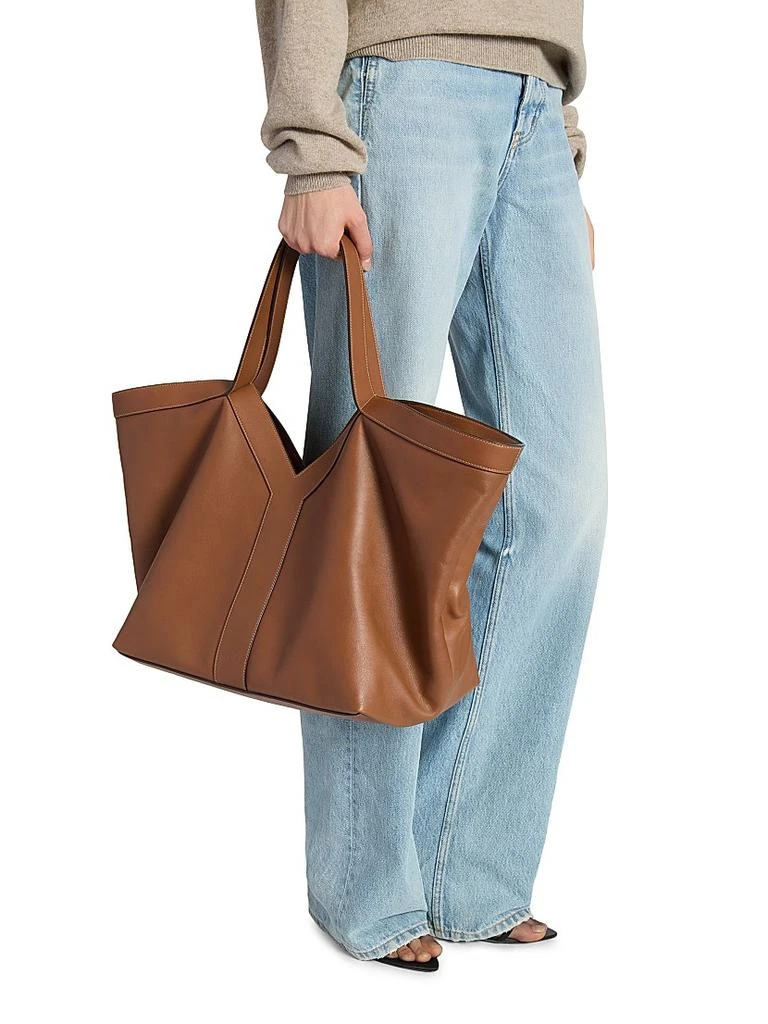 Yves Saint Laurent Y Tote Shoulder Bag in Leather 3