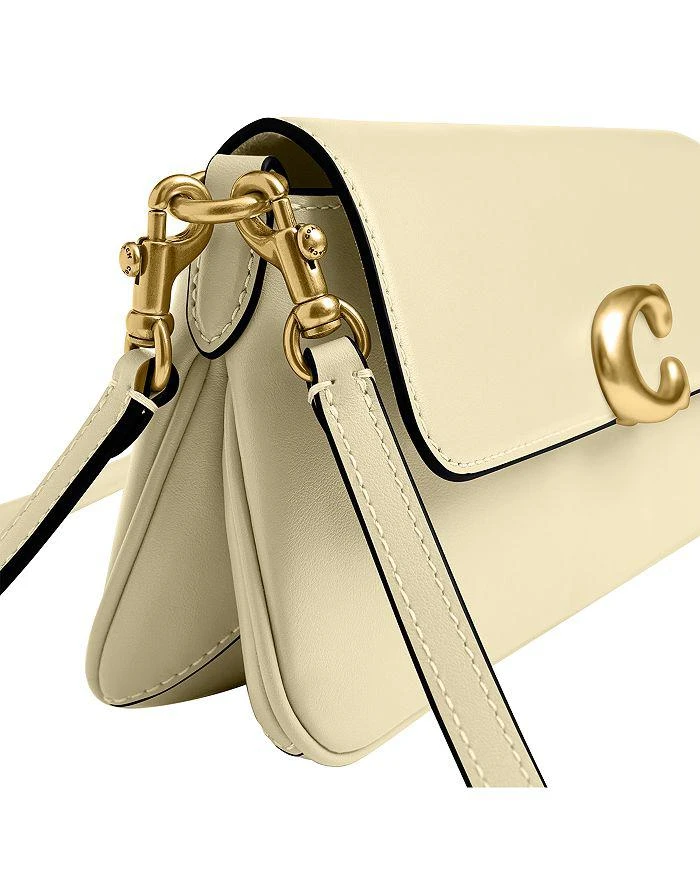 Coach Jet Shoulder Bag 4
