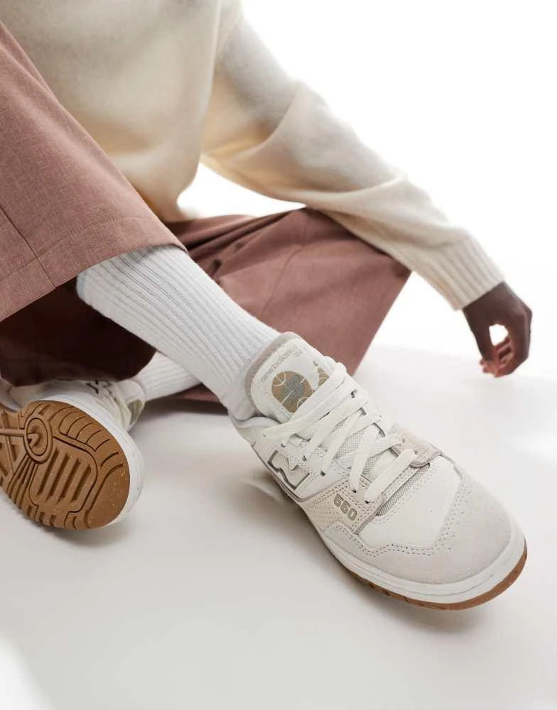 New Balance New Balance 550 sneakers in cream with stone details 4