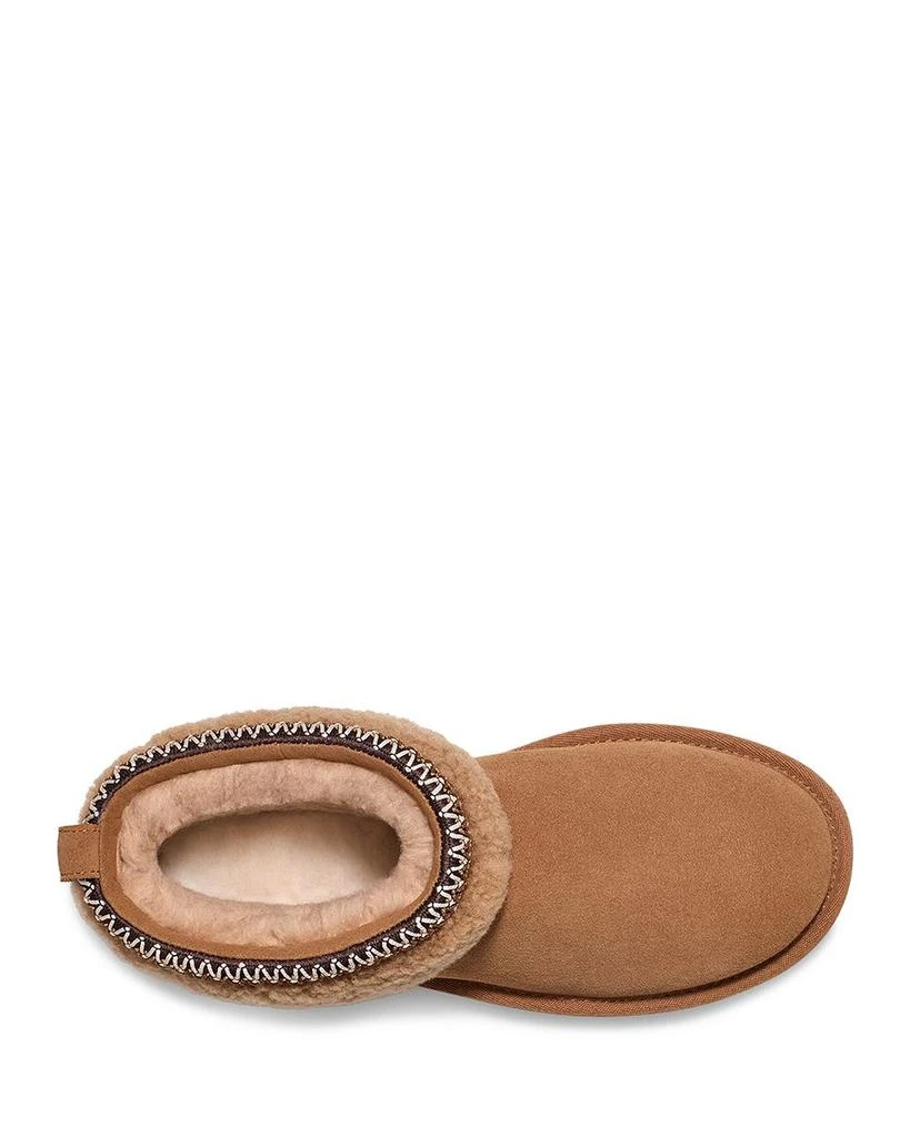 UGG Women
s Classic Ultra Mini Maxi Curly Boots 4