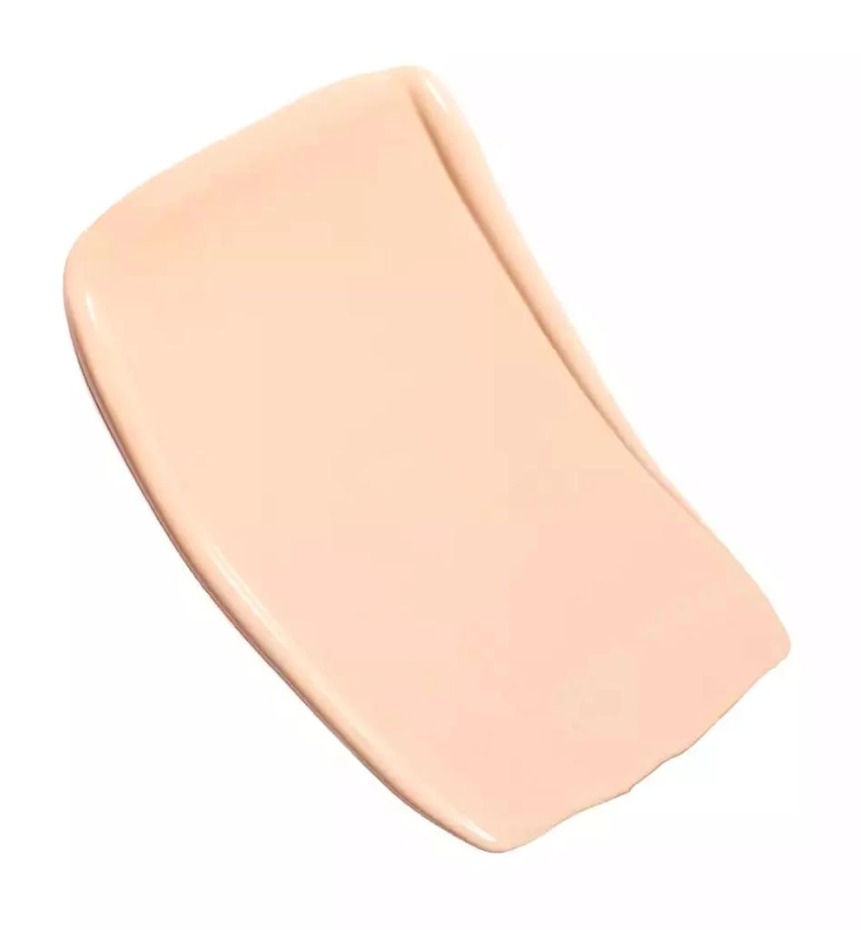 Chanel Illuminates – Moisturizes – Protects 2