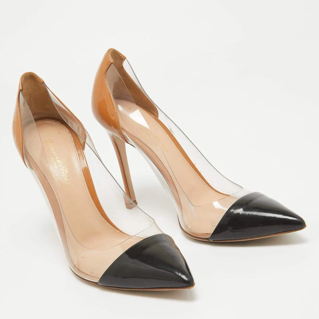 Gianvito Rossi Gianvito Rossi Nude/Black Patent Leather And PVC Plexi Pointed Toe Pumps Size 38 4