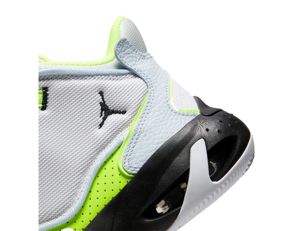 Jordan Kids Max Aura 4 (Big Kid) 3