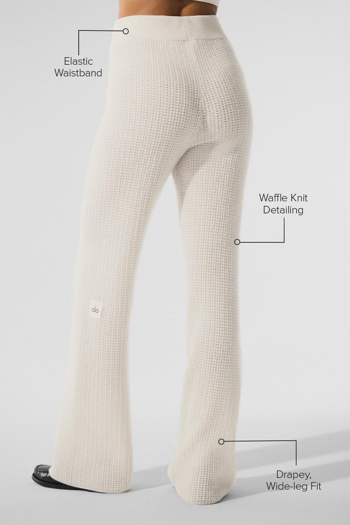 Alo Cashmere High-Waist Plush Waffle Pant - Ivory