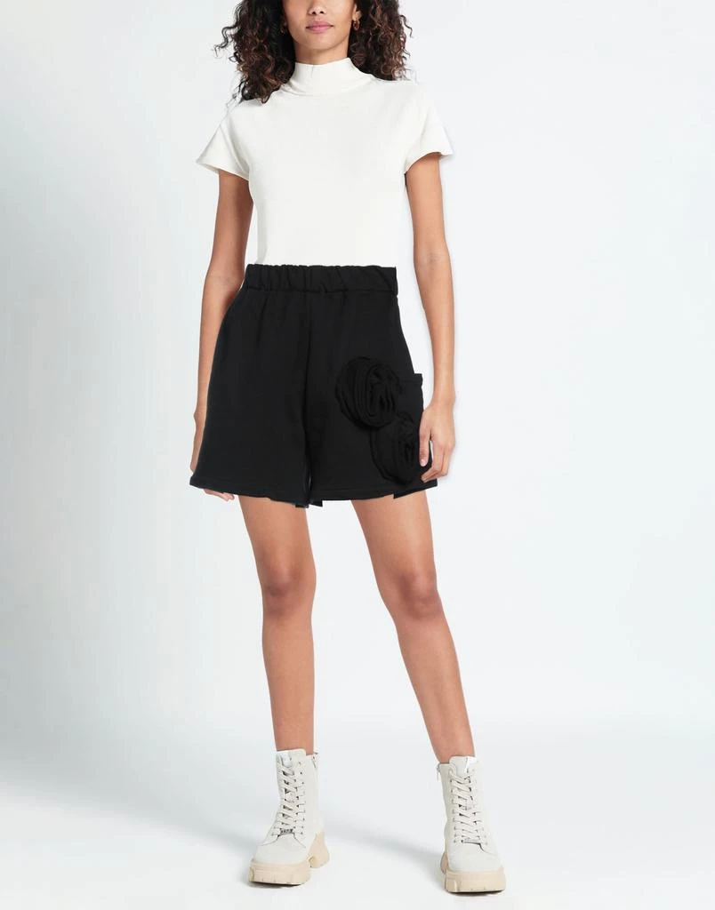 ROSE' A POIS Shorts & Bermuda 2