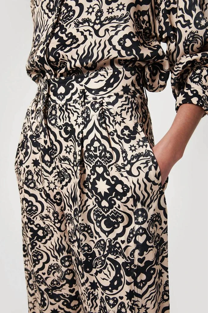 CHUFY High Waisted Juniper Pants In Stencil Black 3