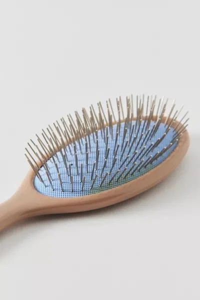 Glow Beauty Glow Beauty The Detangling Brush 2