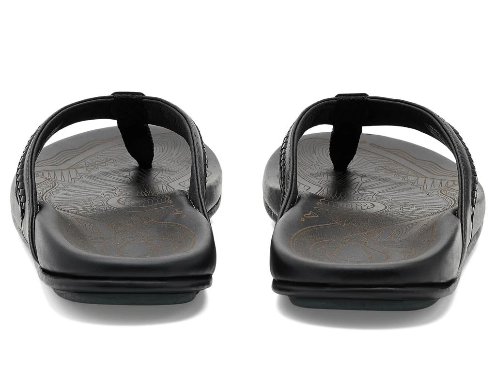 OluKai Mea Ola Mano 7