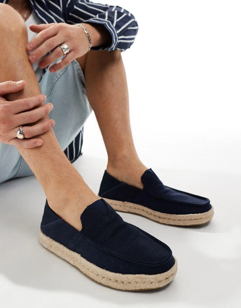 TOMS Toms Alonso slip on shoe in navy 1