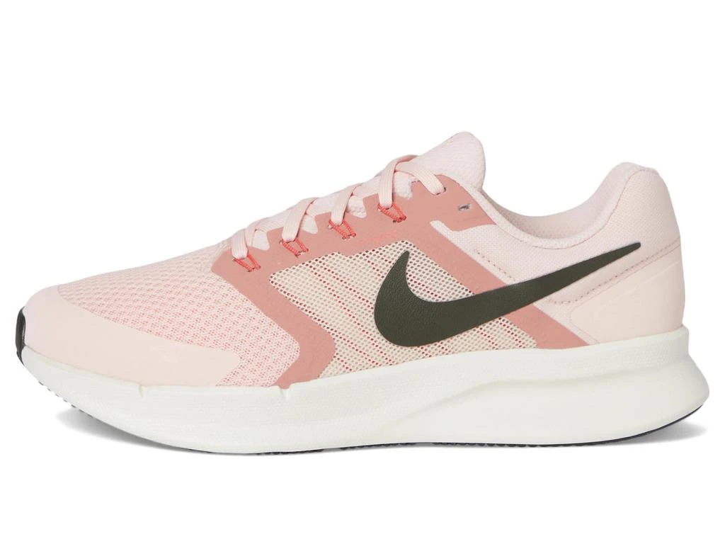 NIKE Run Swift 3 4