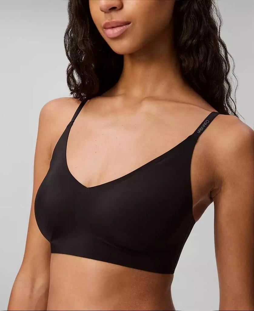 Calvin Klein Women's Invisibles Comfort Lightly Lined Triangle Bralette QF5753 1