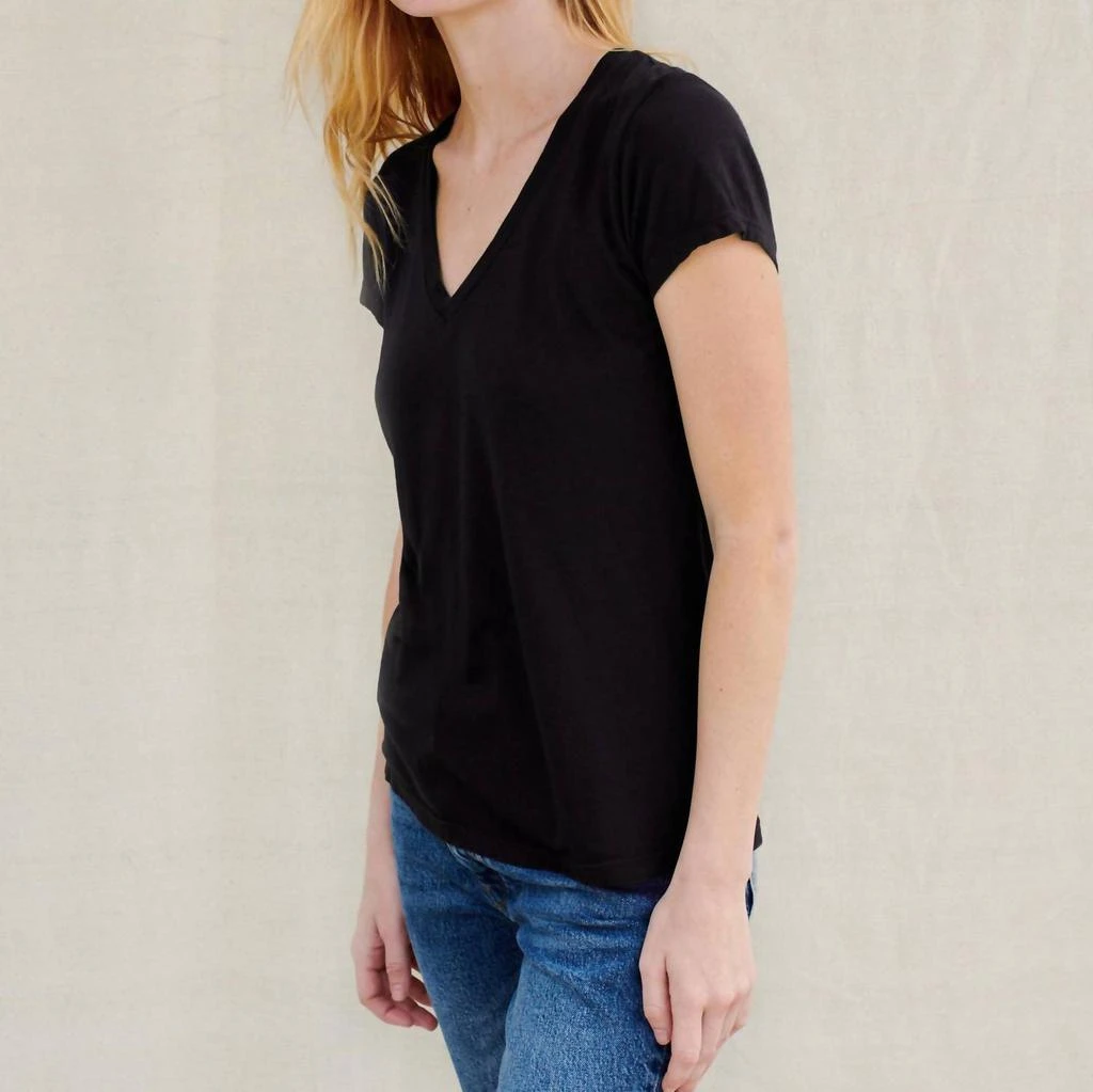 Sundry V Neck Tee In Black 2