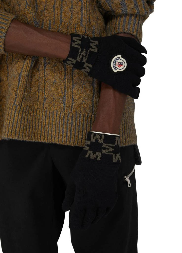 Moncler Gloves 2