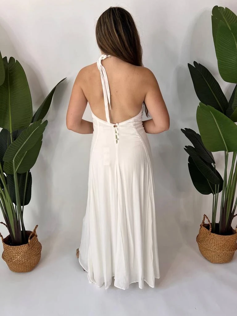 Indah Rhea Solid Lined Low Back Button Detail Dress In White 2