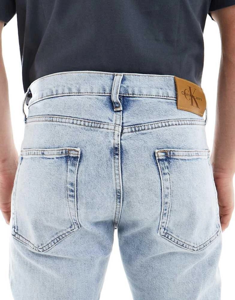 Calvin Klein Calvin Klein Jeans standard straight jeans in light wash 4