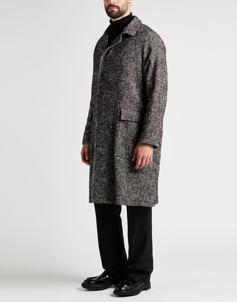 TAGLIATORE Coat