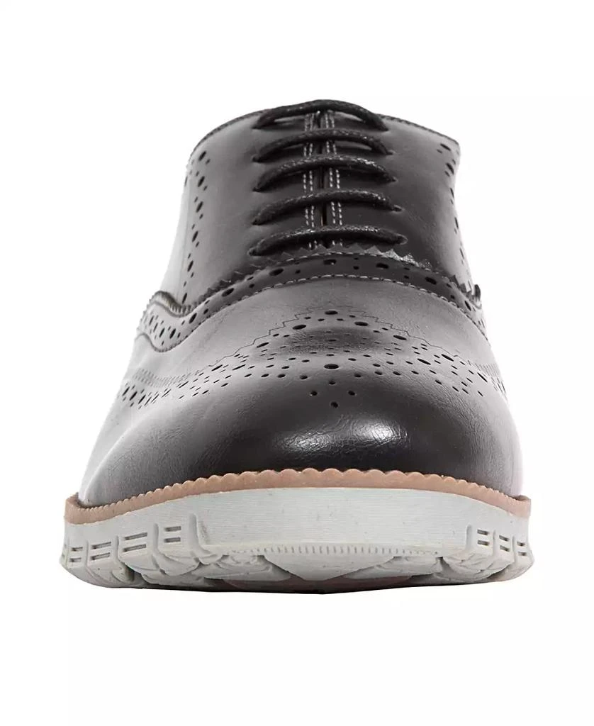 Deer Stags Little Boys Benton Jr Wingtip Hybrid Dress Sneaker 8