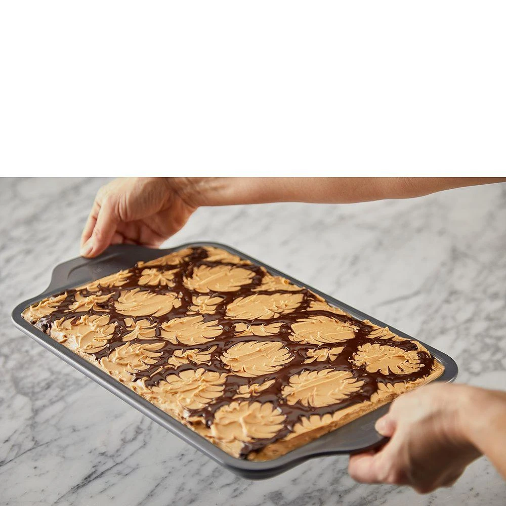 All-Clad Pro-Release Bakeware Quarter Sheet Pan 2