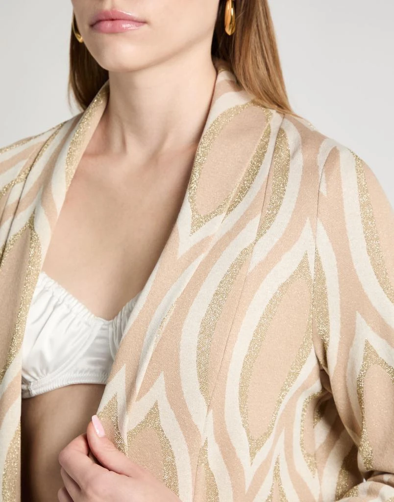 SHIRTAPORTER Suits 
Sets 4