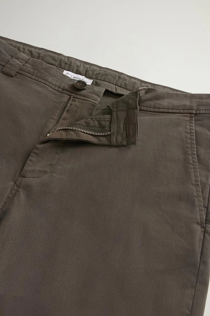 Woolrich Garment-Dyed Chino Pants in Stretch Cotton Twill - Men - Blue 5