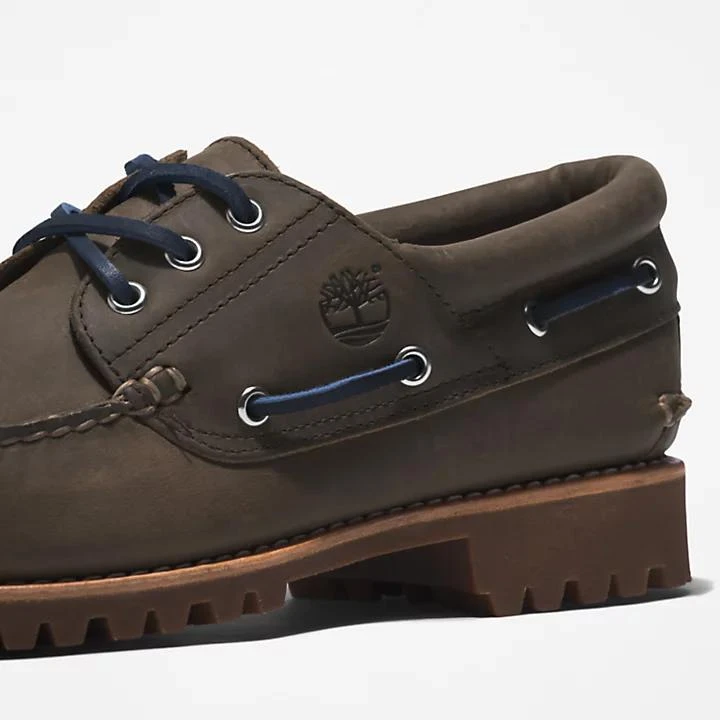 Timberland 3-Eye Lug Handsewn Boat Shoe for Men in Greige 7