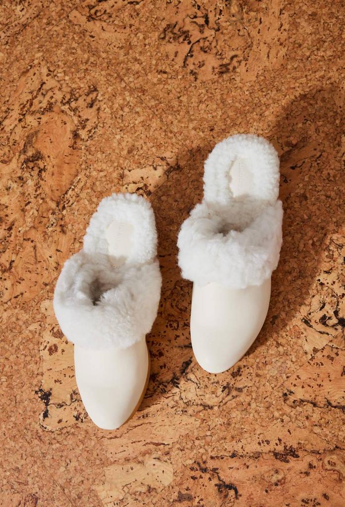 Misha & Puff Women's Pillow Shearling Clog In String