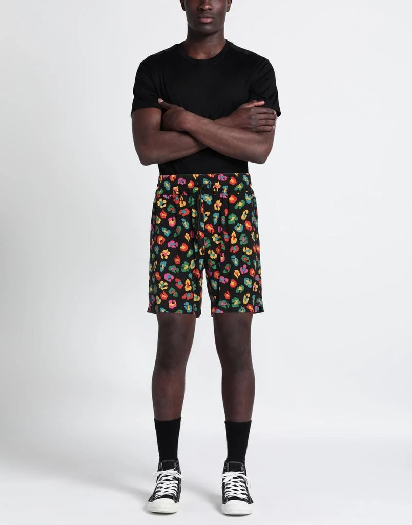 MAUNA KEA Shorts & Bermuda 2