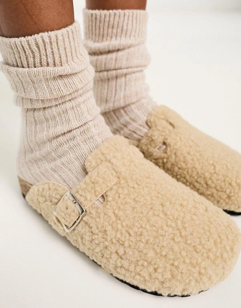 Glamorous Glamorous teddy mules in camel 3