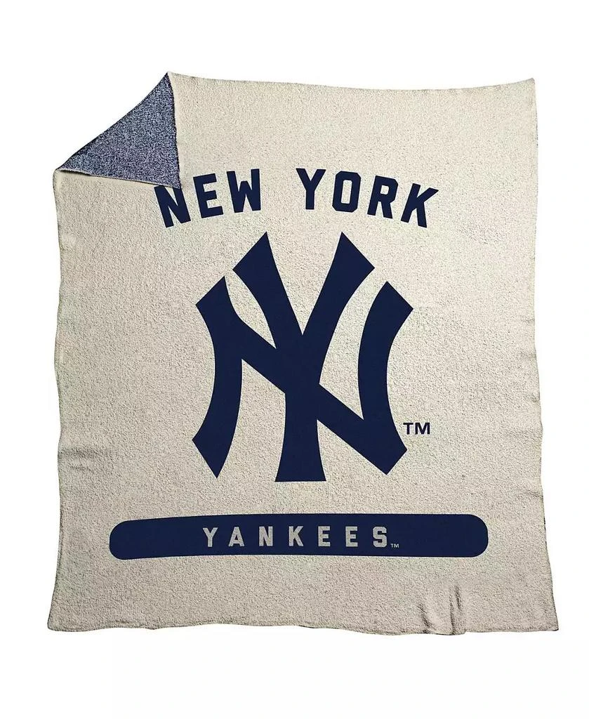 Logo Brands New York Yankees 50" x 60" Luxe Dreams Throw Blanket 1
