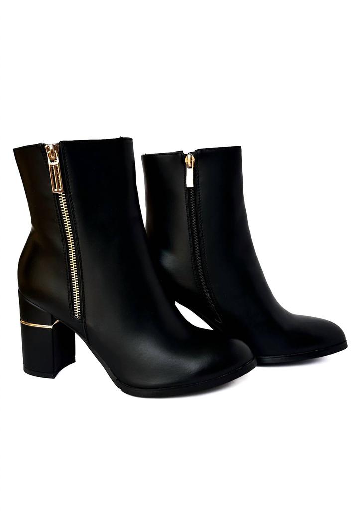 Sbicca Women's Reyes Sleek Ankle Boot