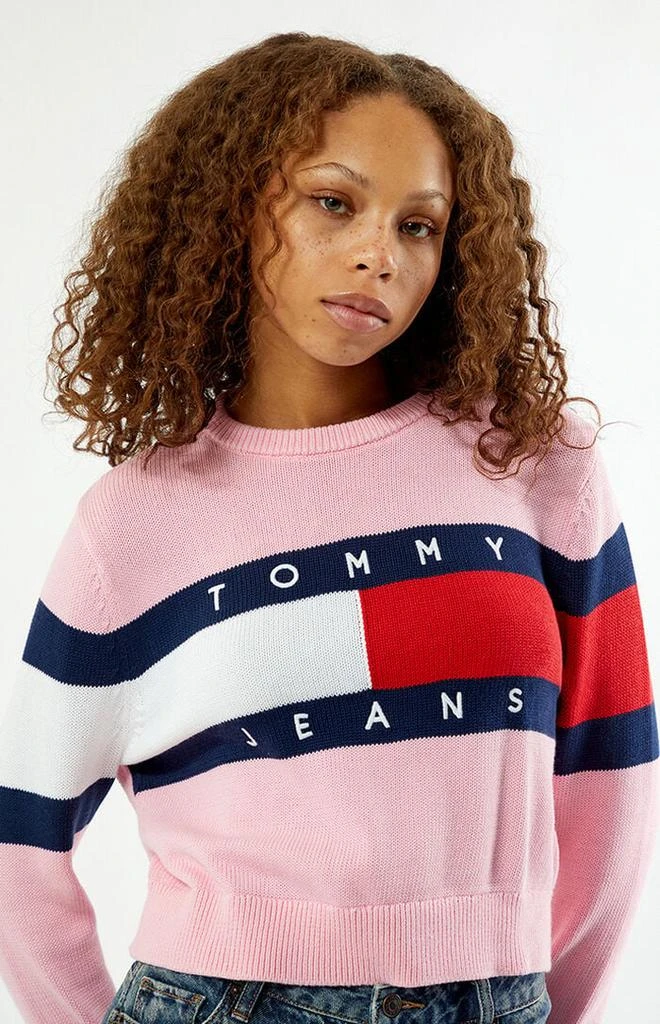 Tommy Jeans Center Flag Sweater 1