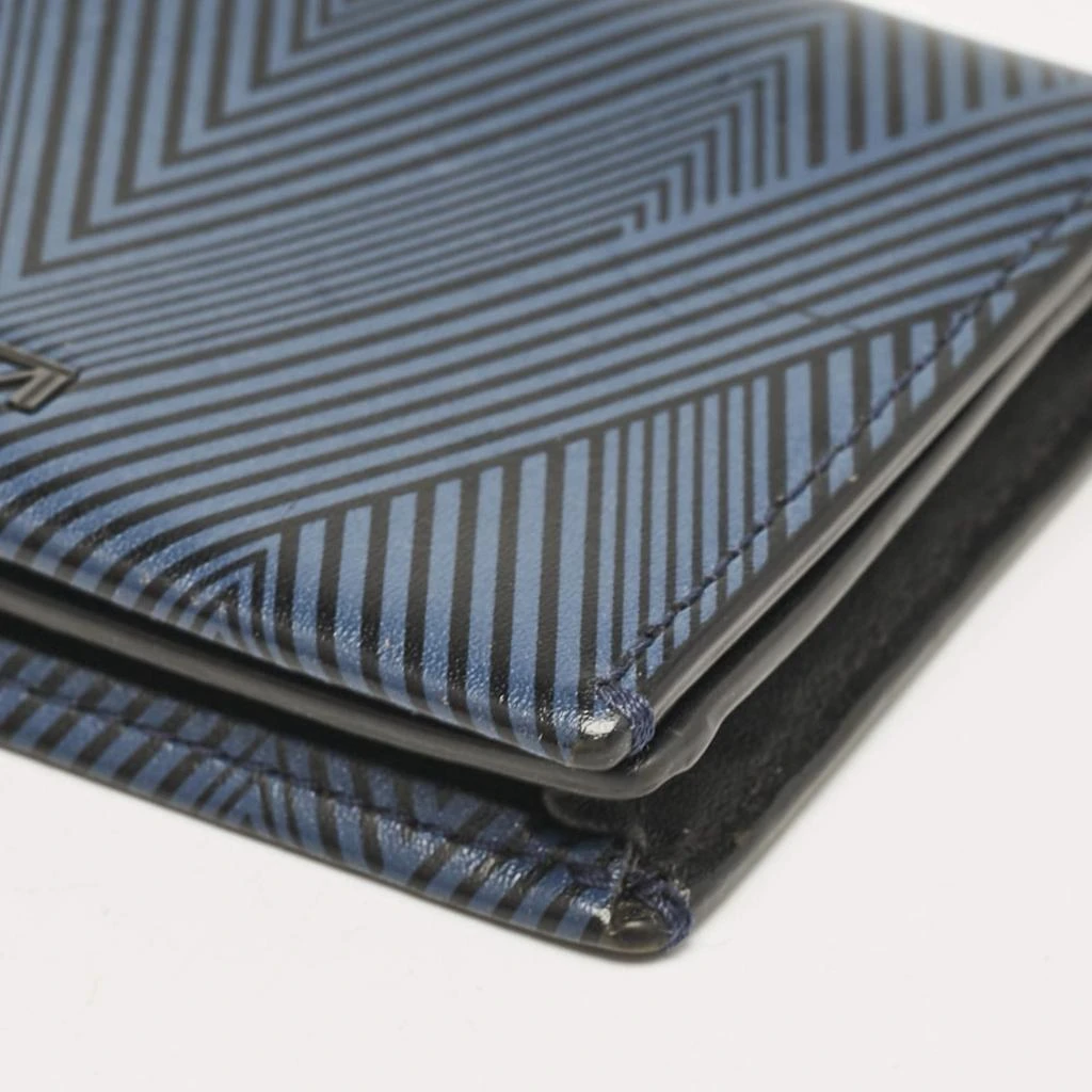 Tumi TUMI Blue/Black Printed Leather Gusseted Card Case 11