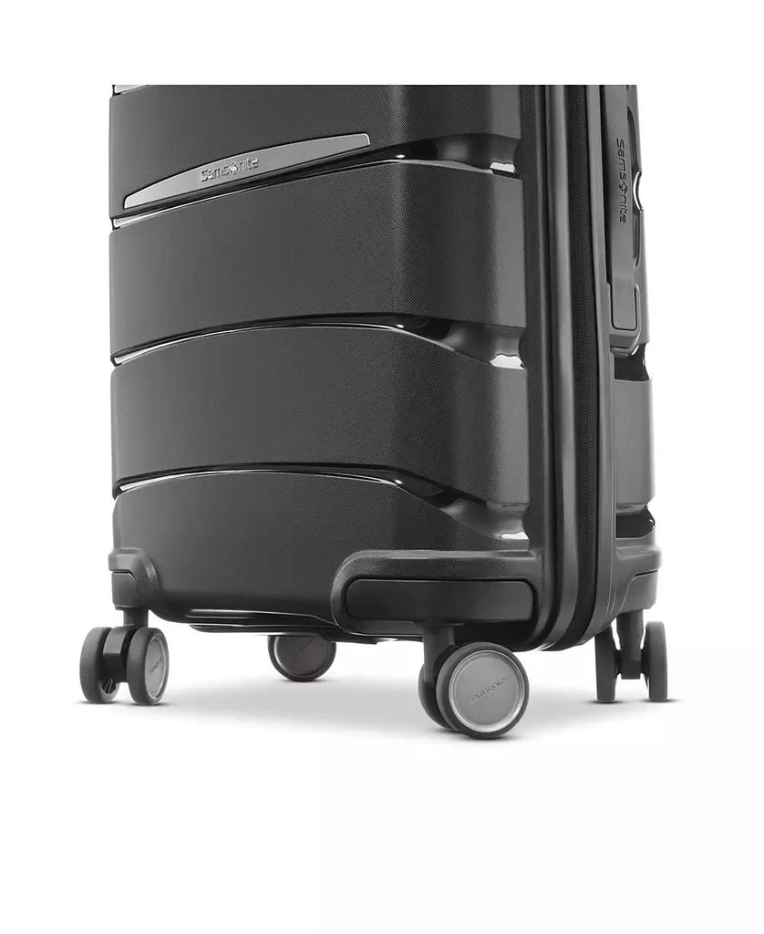 Samsonite Outline Pro 20" Hardside Carry-on Spinner 5