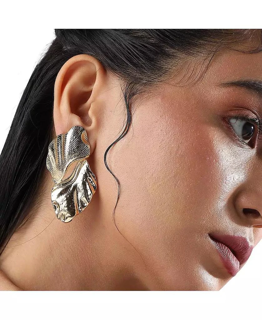 SOHI Ripple Allure Drop Earrings 4