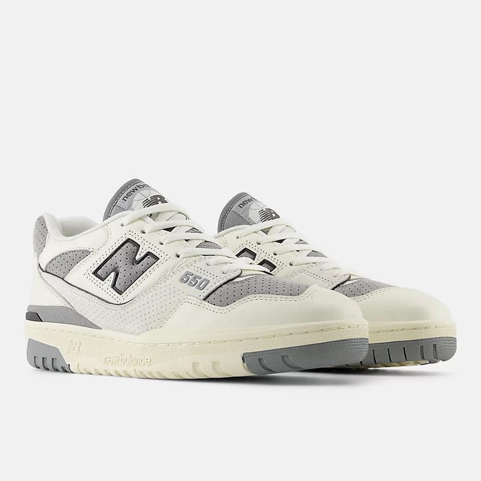 New Balance 550