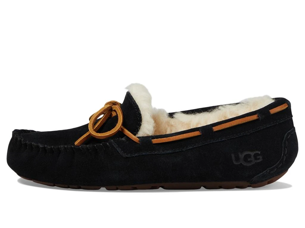UGG Dakota 4