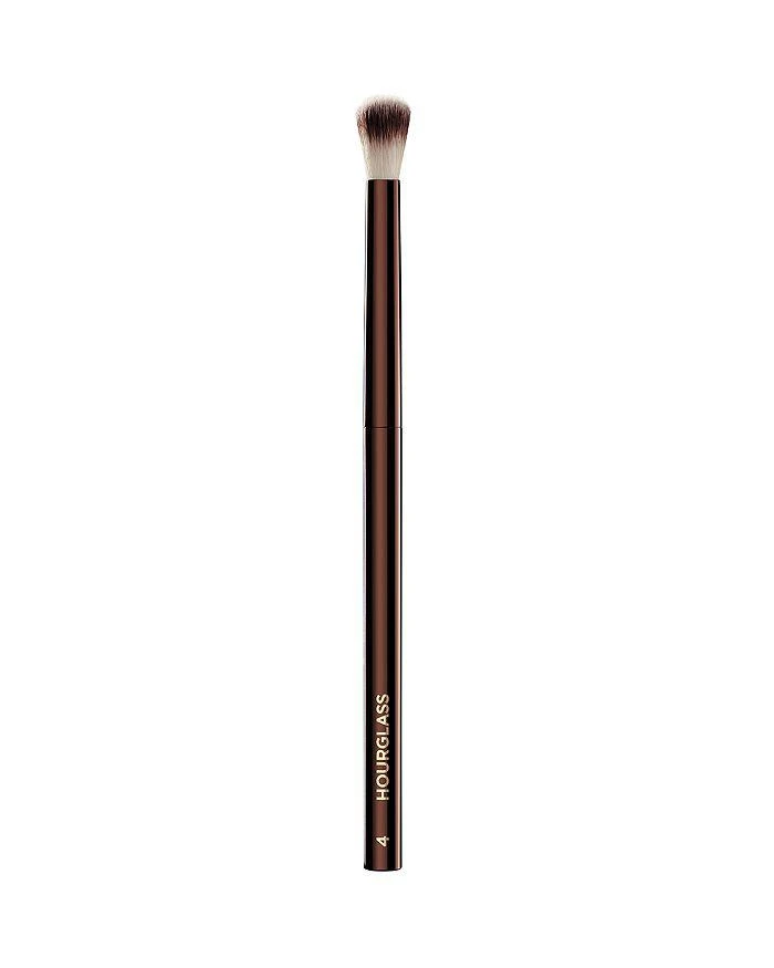 HOURGLASS No. 4 Crease Brush 1