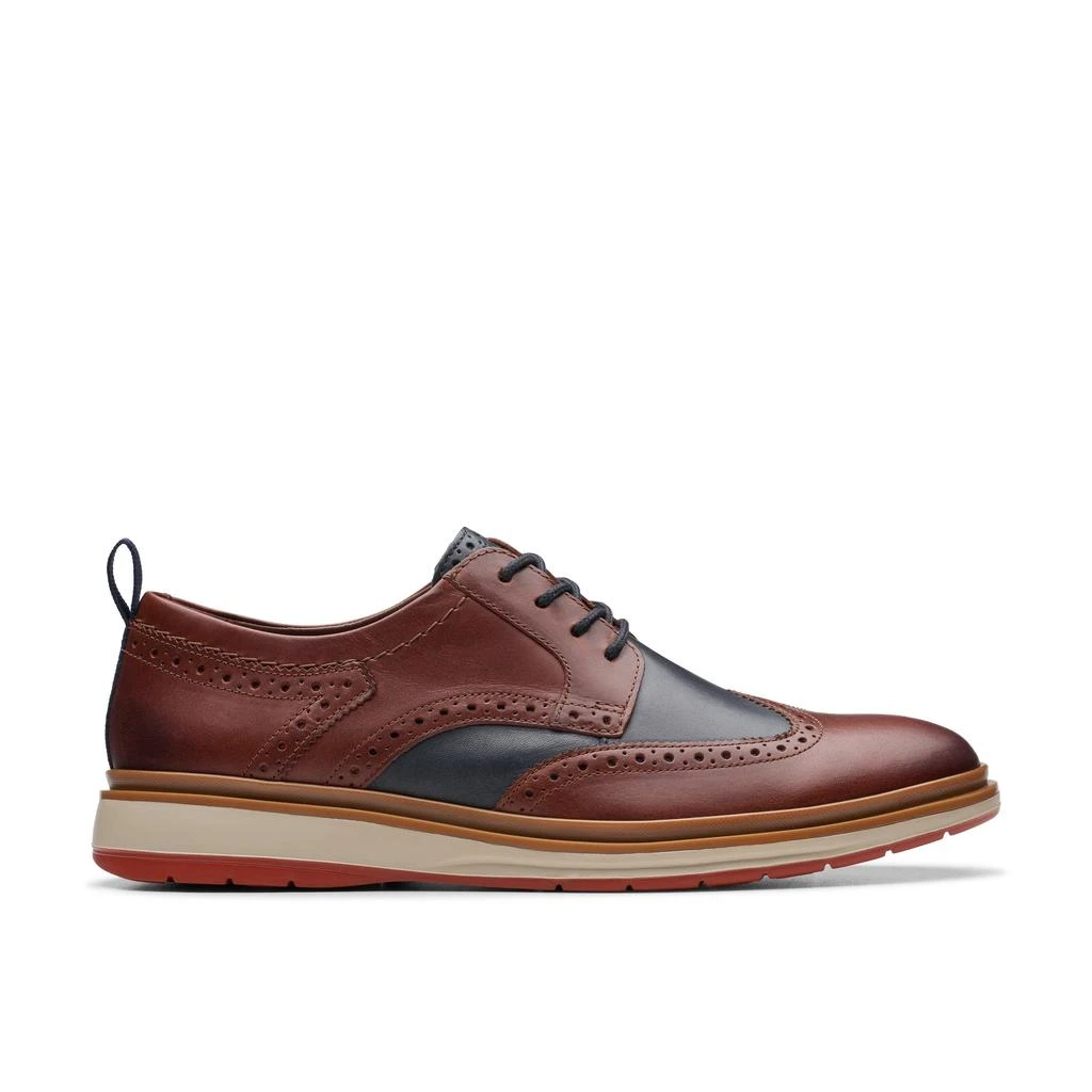Clarks Chantry Wing in Brown Leather 1
