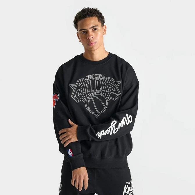 Pro Standard Men's Pro Standard New York Knicks NBA Paint The City Fleece Crewneck Sweatshirt 1