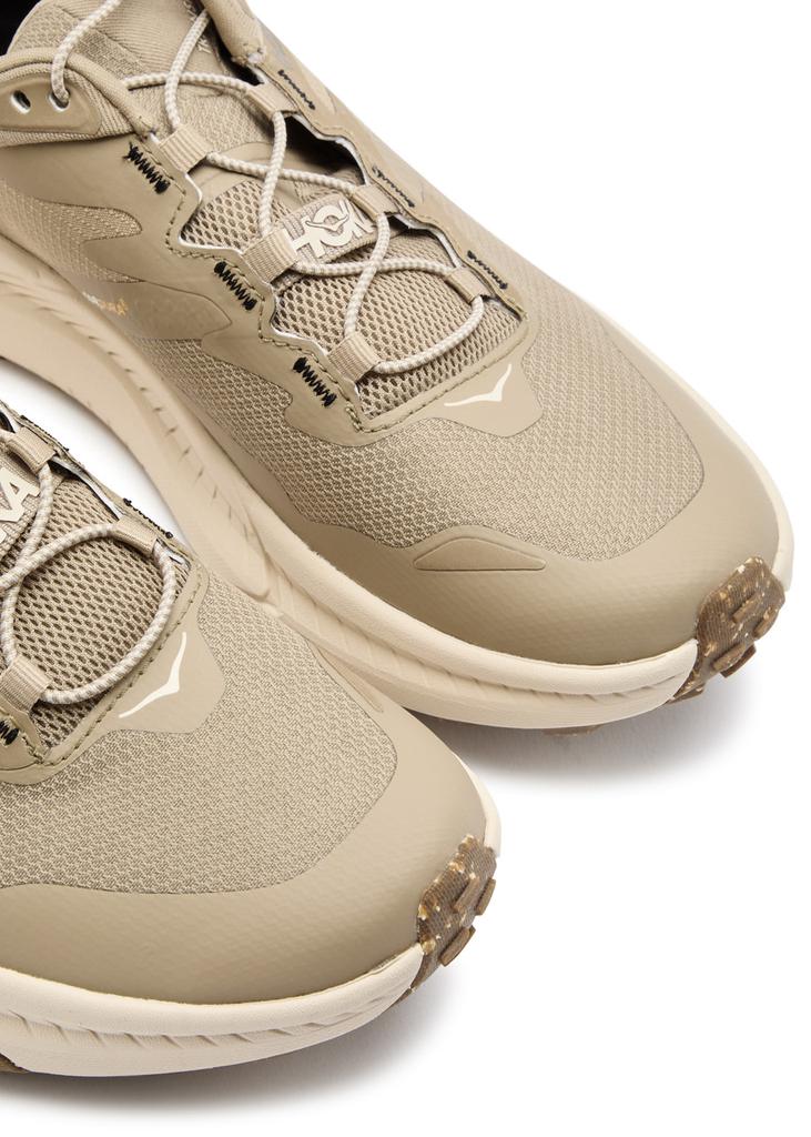 なお Hoka One One Transport GORE-TEX panelled mesh sneakers