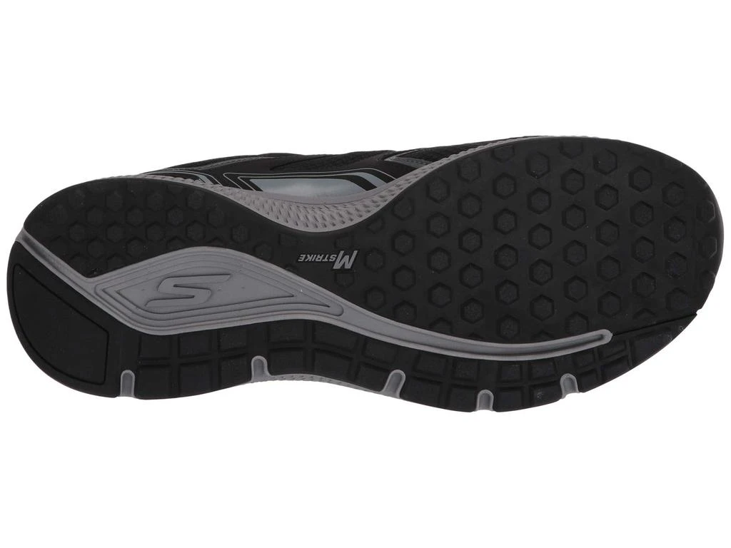 SKECHERS Go Run Consistent 3