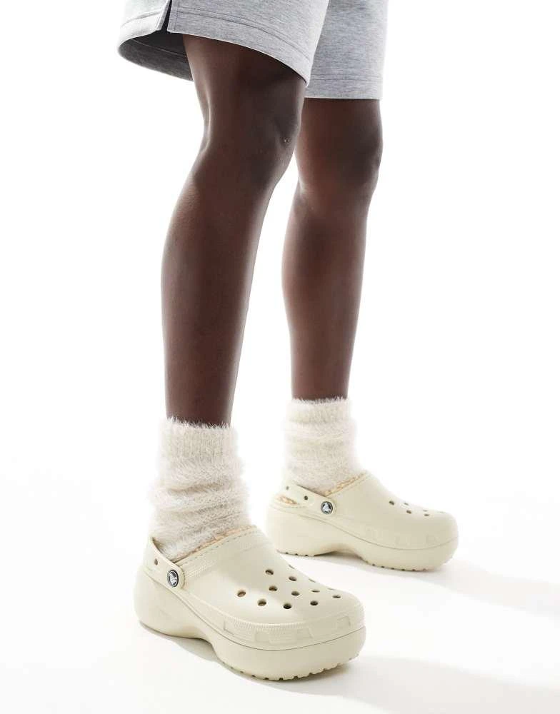 Crocs Crocs classic platform lined clogs in bone 4