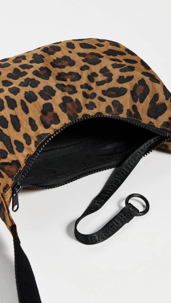 Baggu Small Nylon Crescent Bag 5