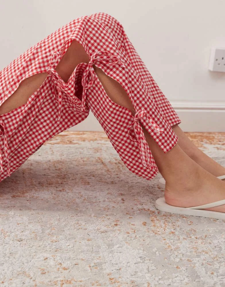 Noisy May Noisy May wide leg side tie detail trousers in red gingham 2